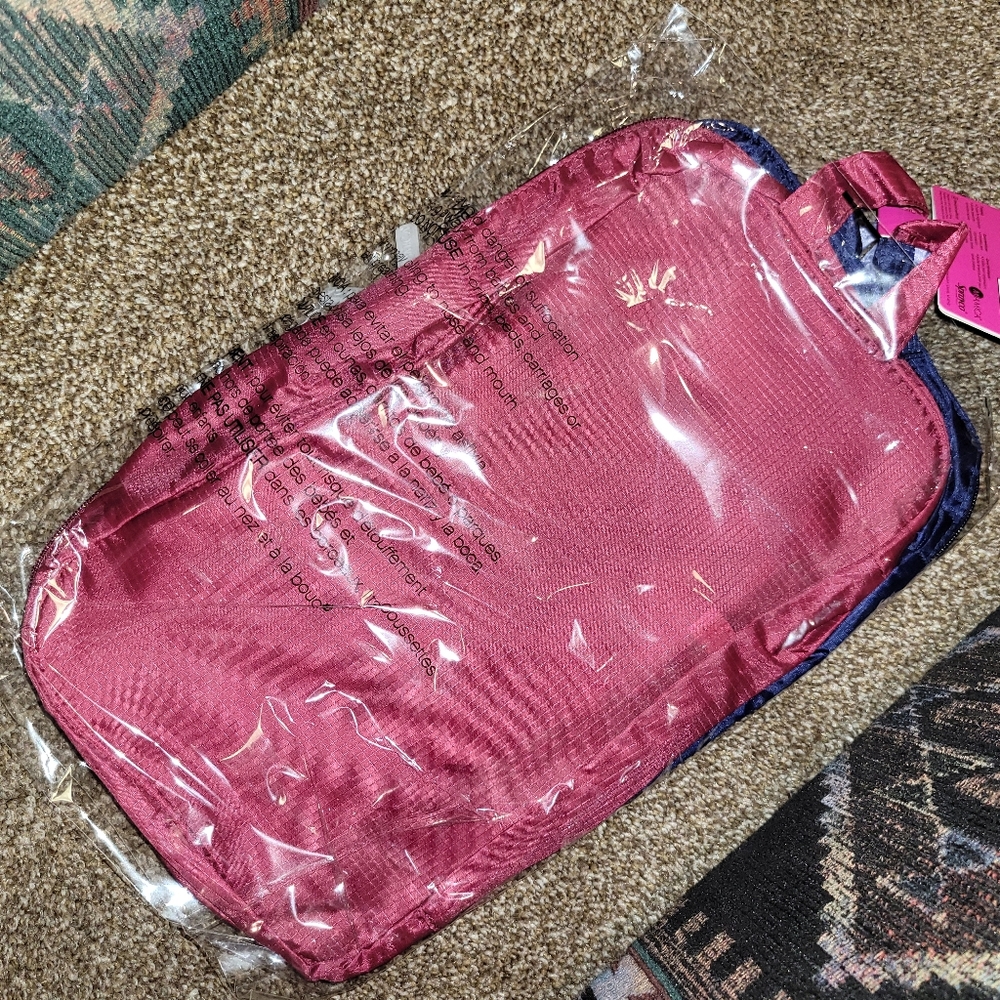 Firm! MIAMICA 3-Piece Packing Cubes, Magenta Floral Design - Picture 5 of 6